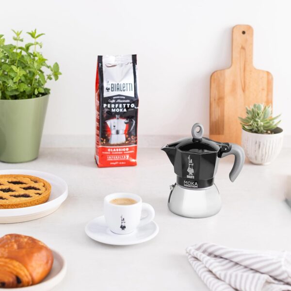 Bialetti Caffettiera Moka Induction, 2 Tazze (100 ml), Adatta a Tutti i piani cottura, Design Elegante, Nero - immagine 4
